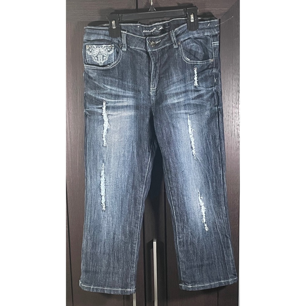 Touch Me Womens Distressed Capri Jeans Dark Wash Studded Pockets 11/12